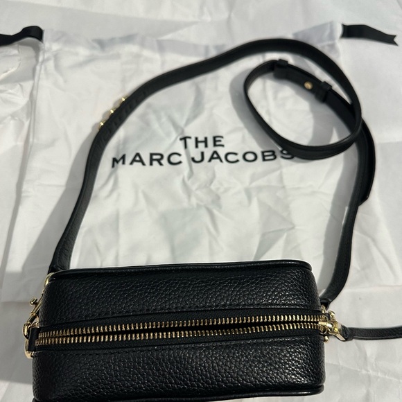 Marc Jacobs Black & Cream Leopard-Print Crossbody Camera Bag - Picture 3 of 5